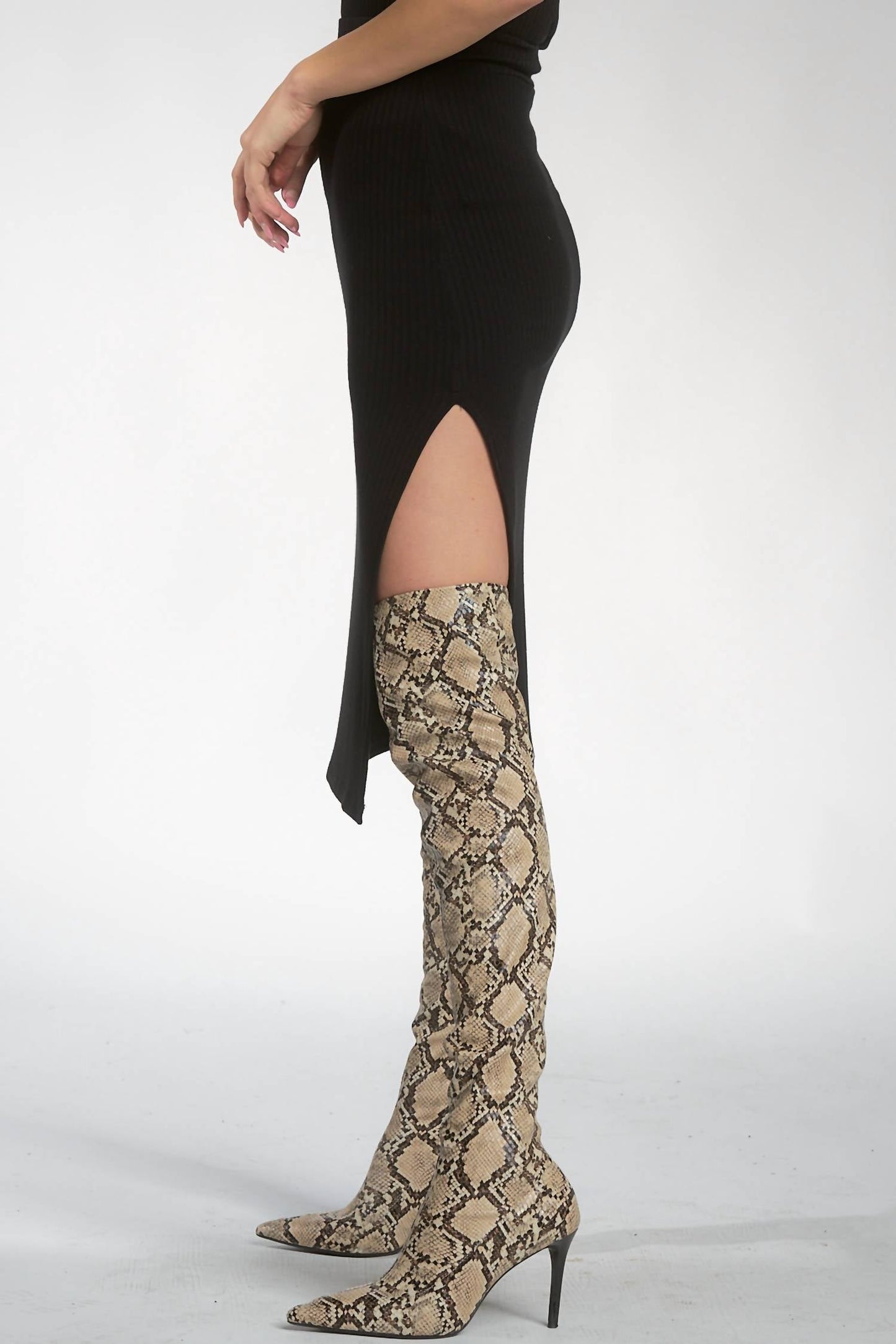 Elan - Mid Straight Skirt