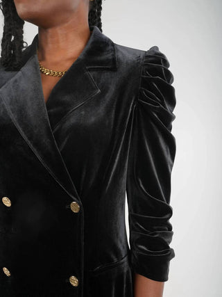 Emily McCarthy - Vestido Blazer Bradshaw
