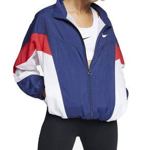 Nike - JAQUETA FEMININA WINDRUNNER THROWBACK DE CAIMENTO SOLTO