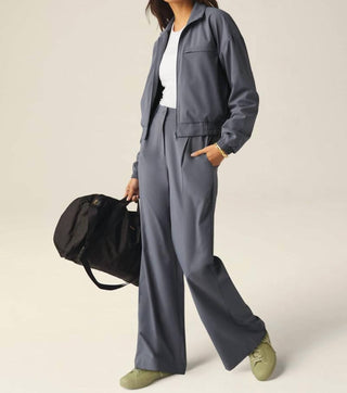 Beyond Yoga - Status Pocket Sleeve Cropped Jacket