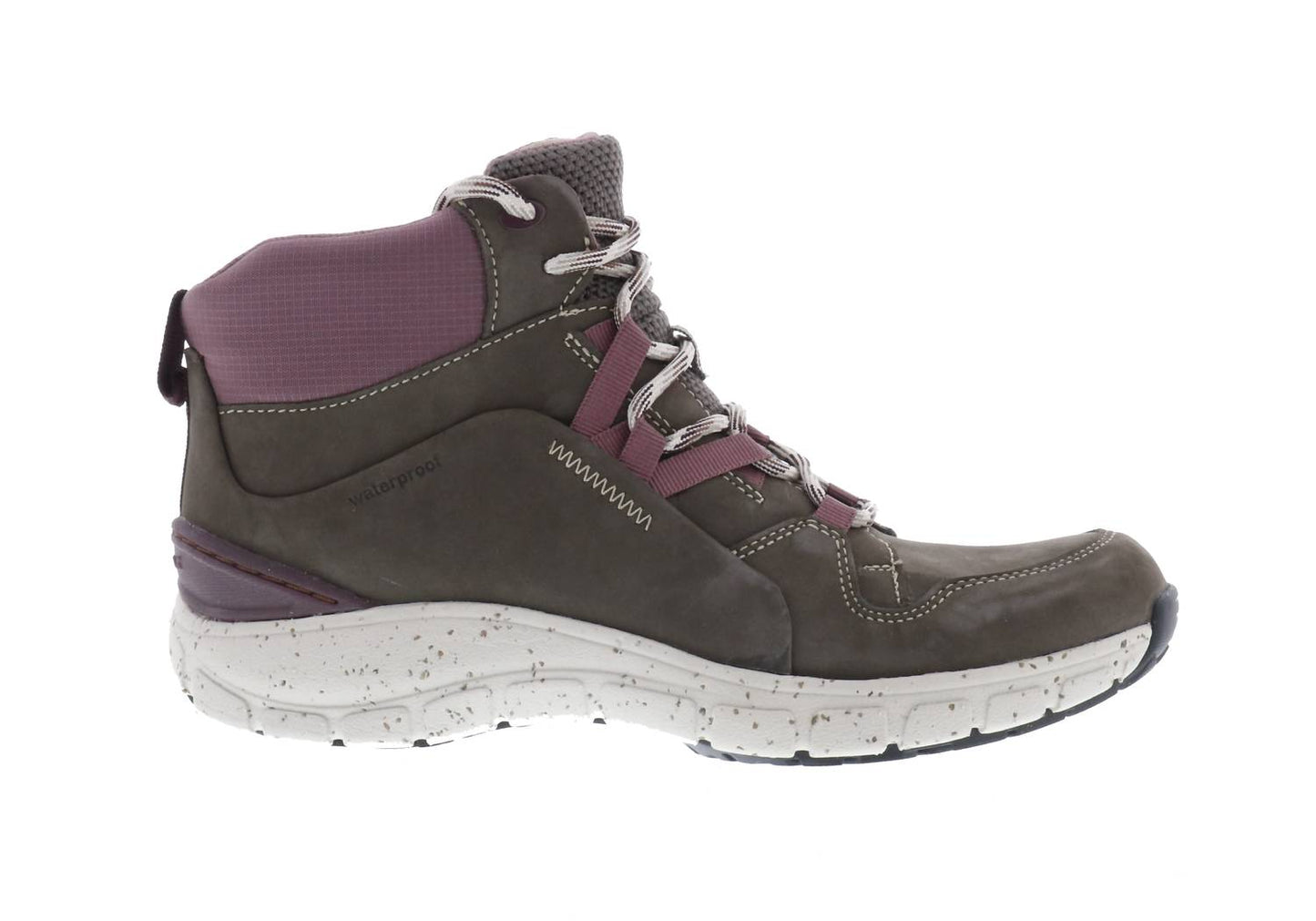 Clarks - Women's Wave Summit Waterproof Sneakers