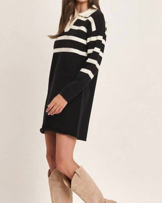 Able - Vestido curto suéter com gola listrada