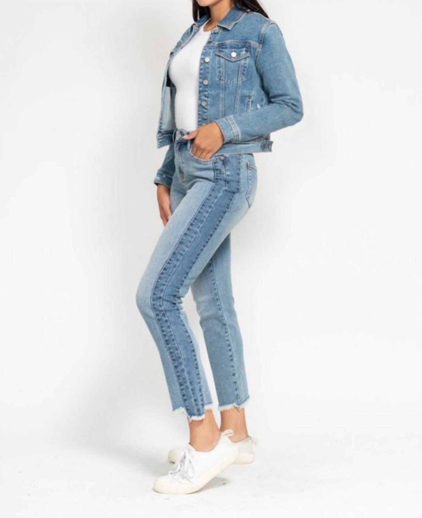 Judy Blue - Side Panel Fray Hem Cropped Jeans