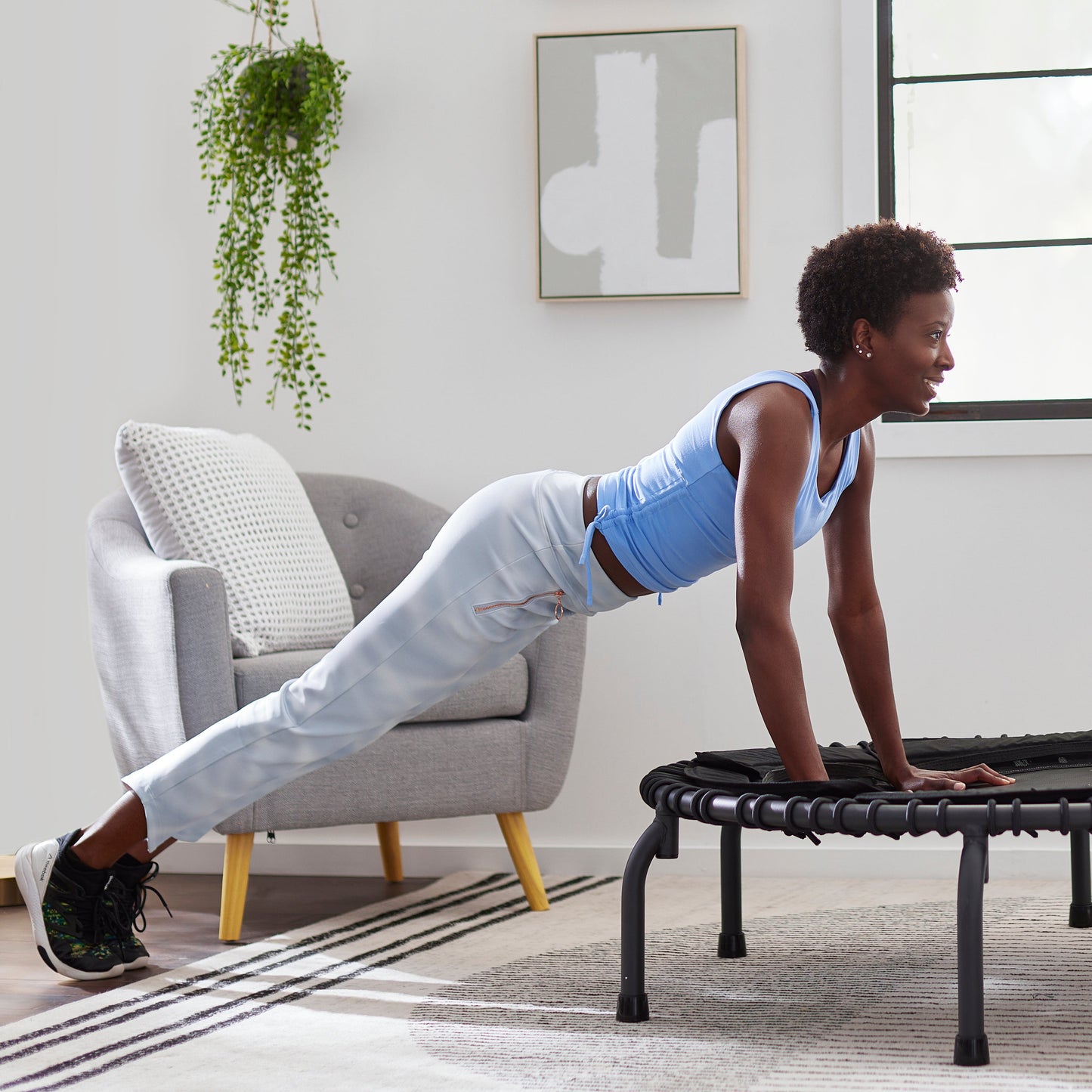 Trampolim de fitness leve e durável para ambientes internos JumpSport 570 PRO de 44 polegadas, preto