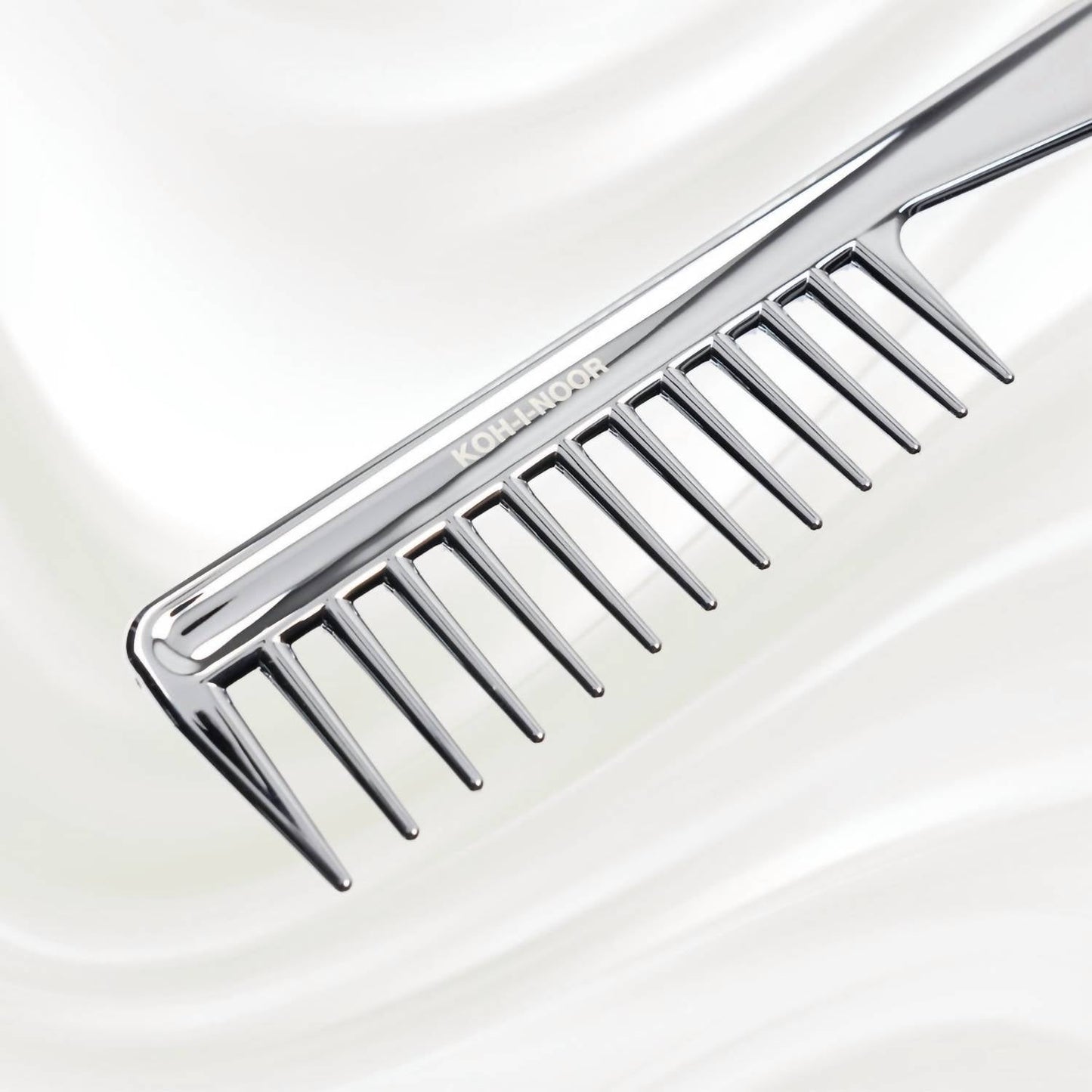 Koh-I-Noor Beauty Usa - Women's Wide Tooth Comb With Handle