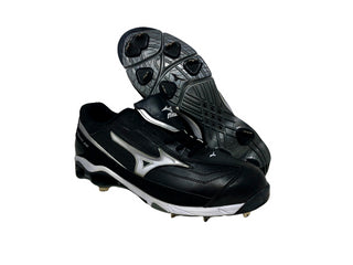 Chuteira Mizuno Classic Low G6 Switch 9 Spike Masculina Preta/Branca Tamanho 15 D(M) EUA