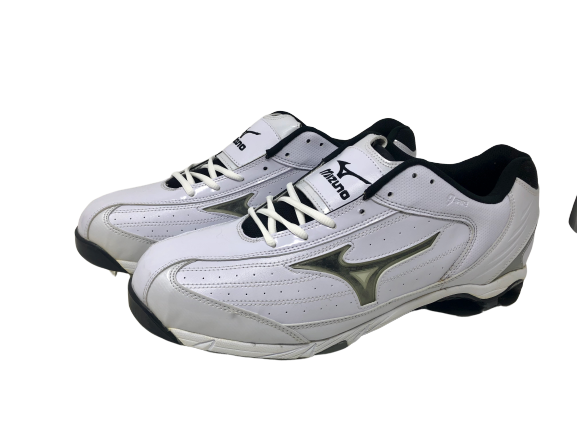 Chuteira de beisebol Mizuno Classic Low G5 com 9 pontas, masculina, branca/preta, tamanho 15 D(M) EUA