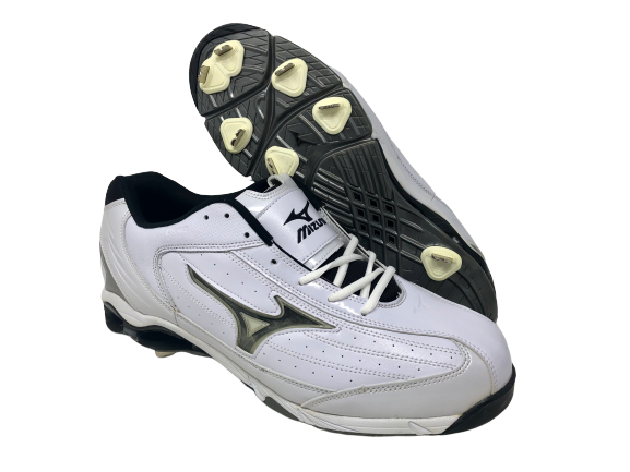 Tênis de beisebol Mizuno Classic Low G5 com 9 pontas, masculino, preto, tamanho 16 D (M) EUA