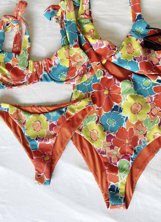 Motim na Praia - Kaylin Bottoms