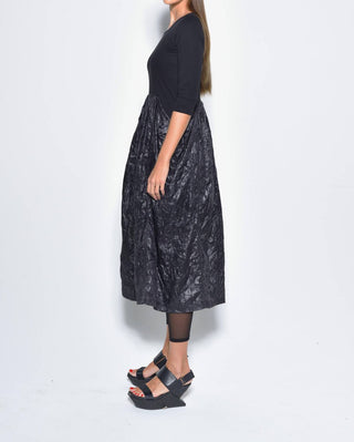 Simply Mila - Vestido Midi Hydra
