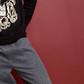 Suéter masculino Royalty by Maluma com corte relaxado e logotipo em jacquard Birdseye, preto, tamanho pequeno