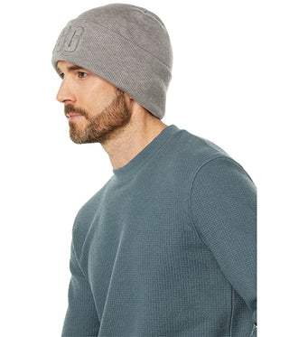 Gorro UGG Masculino com Logo 3D Cinza Tamanho Regular
