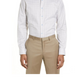 Camisa social masculina David Donahue branca/com acabamento Dune, tamanho 15,5 a 32