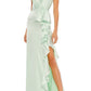 Vestido trompete de cetim com babados Ieena for Mac Duggal em pistache tamanho 4
