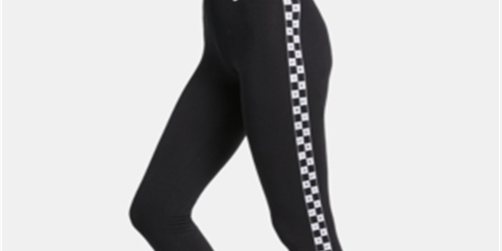 Leggings Nike Sportswear Listradas Femininas Pretas Tamanho P