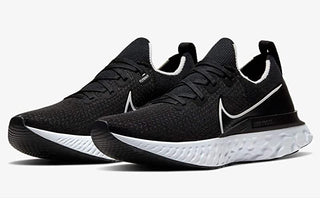 Tênis de corrida Nike React Infinity Run Flyknit masculino, preto/branco, tamanho 6 D, médio, EUA
