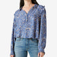 Blusa feminina Lucky Brand Paisley com gola babada e estampa azul