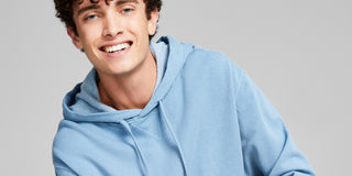 E agora este moletom masculino com capuz e bolsos canguru, azul, tamanho pequeno