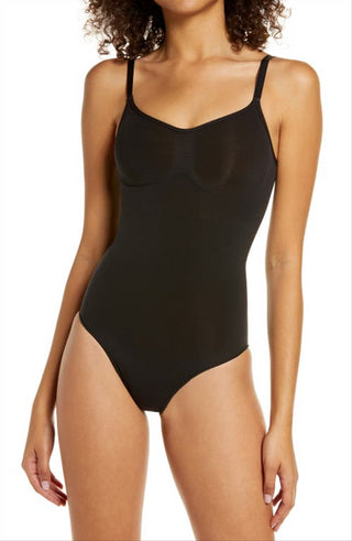 Body SKIMS Sculpting Snaps em ônix tamanho G