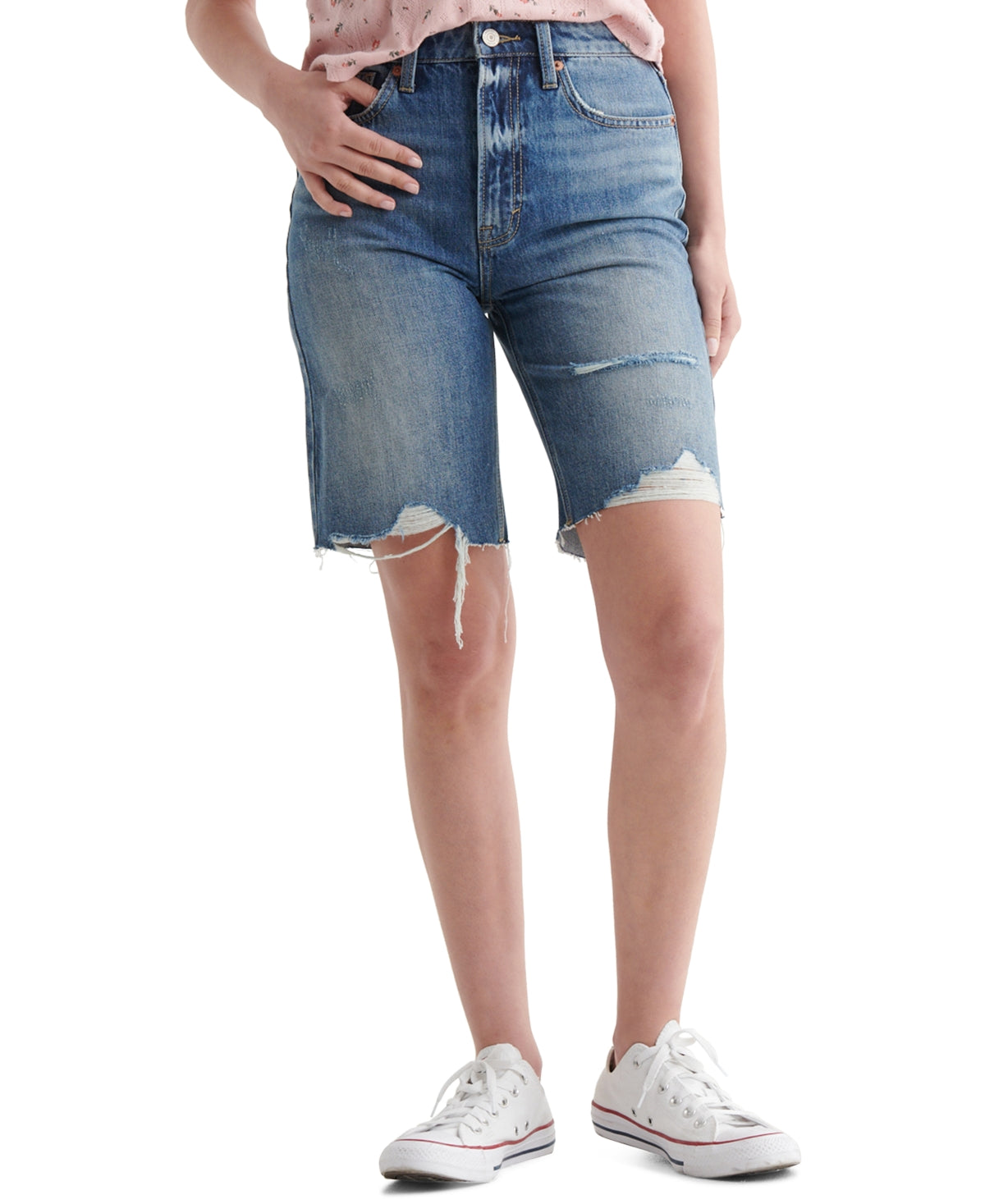 Bermuda jeans feminina Lucky Brand com bainha destruída e corte reto, azul, tamanho 27