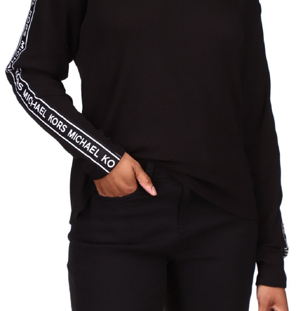 Blusa feminina de malha waffle com logo Michael Kors, preta