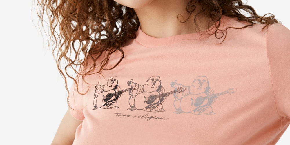 Camiseta feminina True Religion com logotipo do Buda Triplo rosa, tamanho médio