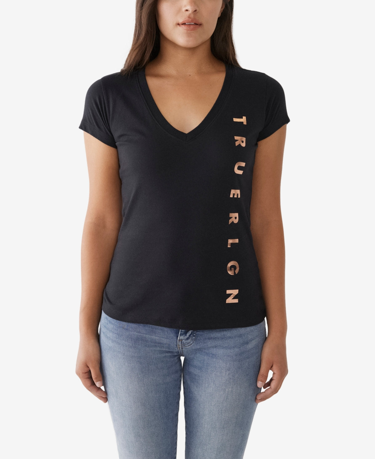 Camiseta feminina True Religion com logo lateral, gola V slim, manga curta, preta, tamanho grande