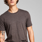 E agora esta camiseta básica masculina cinza tamanho X-Large