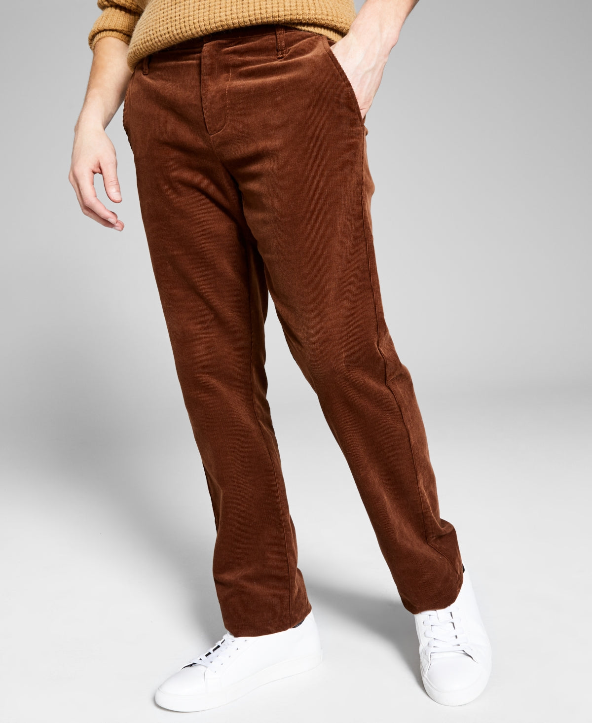 E agora esta calça de veludo cotelê masculina marrom tamanho 36