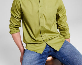 E agora esta camisa masculina de popeline de manga comprida com botões, verde, tamanho extragrande