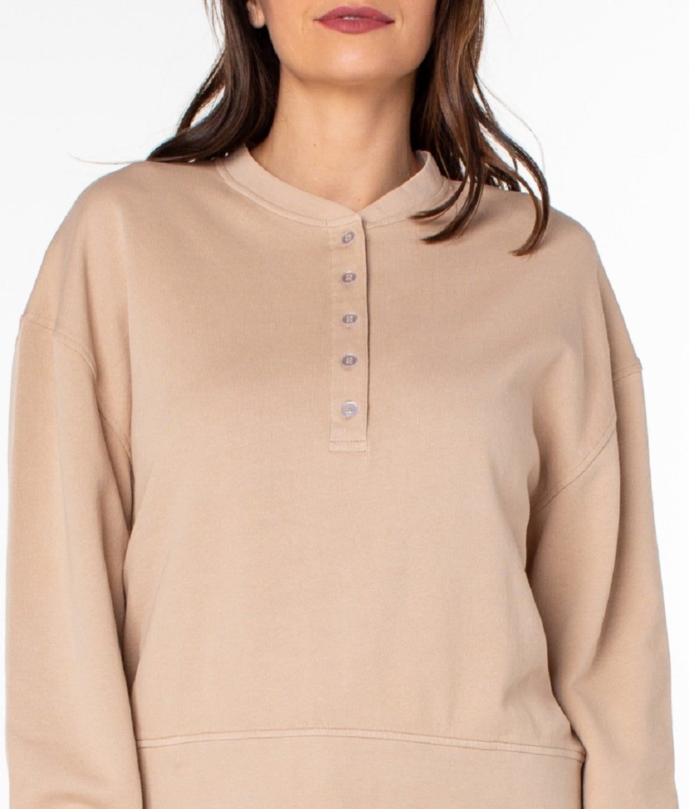 Earnest Sewn French Terry Henley Top feminino marrom tamanho médio