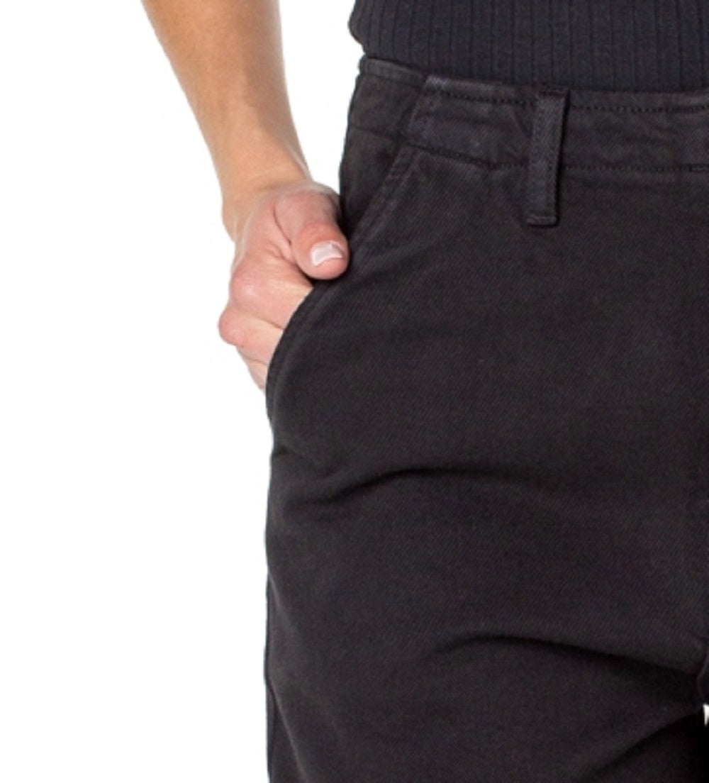 Shorts jeans feminino Earnest Sewn em sarja desgastada, preto, tamanho 26