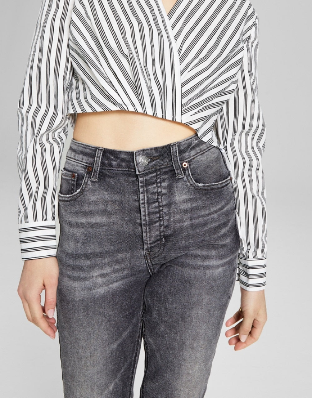 E agora este top curto feminino de algodão sintético, branco, tamanho XX-G