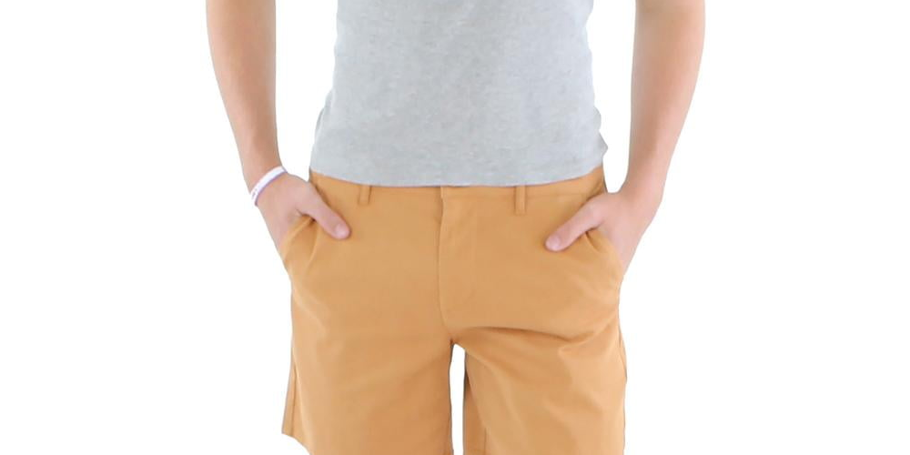 E agora este shorts chino masculino de cintura média marrom tamanho 38