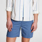 E agora esta camisa listrada masculina de corte regular, branca, tamanho XXL