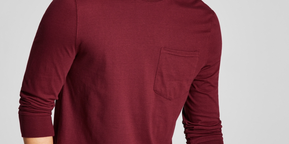 E agora esta camiseta masculina de manga comprida com bolso vermelha