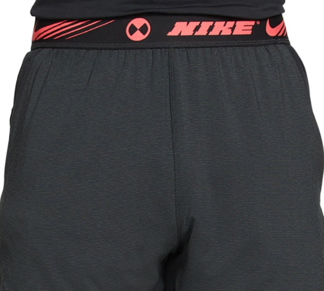 Shorts de treino Nike Sport Clash masculino, preto, tamanho XX-G