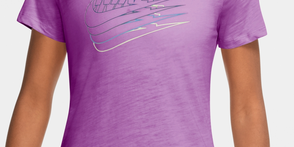 Camiseta Nike Sportswear Feminina de Algodão com Logotipo Roxo, Tamanho Médio