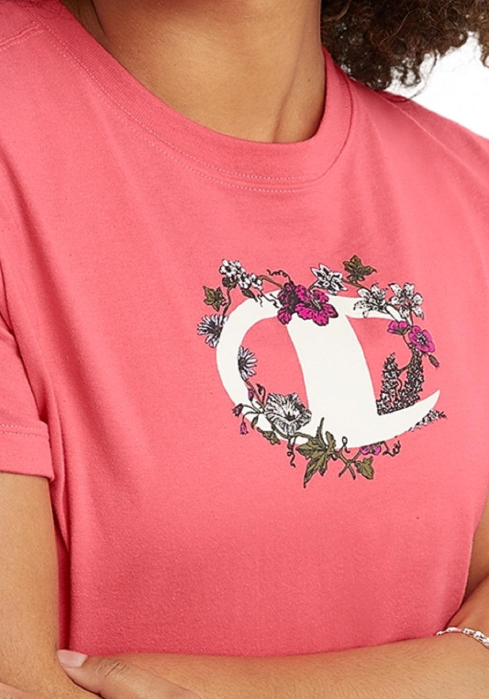 Camiseta clássica com estampa gráfica Champion feminina, rosa, tamanho pequeno