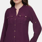 Blusa Calvin Klein Feminina Texturizada com Aba Rolada Roxa Tamanho Grande