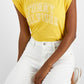 Camiseta Tommy Hilfiger Feminina Sem Mangas com Logo e Manga Curta, Amarela, Tamanho X-G