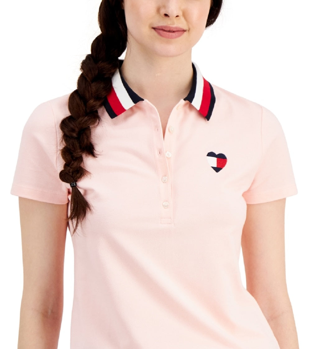 Polo Tommy Hilfiger feminino com logotipo de coração bordado rosa tamanho pequeno