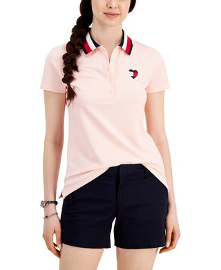 Polo Tommy Hilfiger feminino com logotipo de coração bordado rosa tamanho pequeno