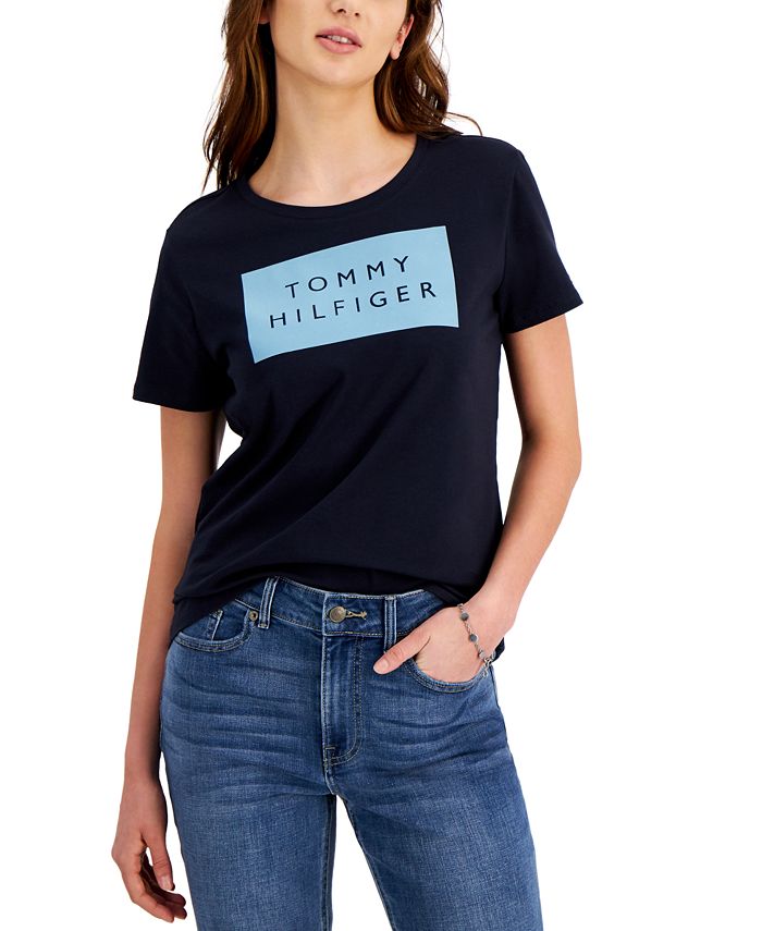 Camiseta Tommy Hilfiger Feminina com Logo Contrastado Azul Tamanho P
