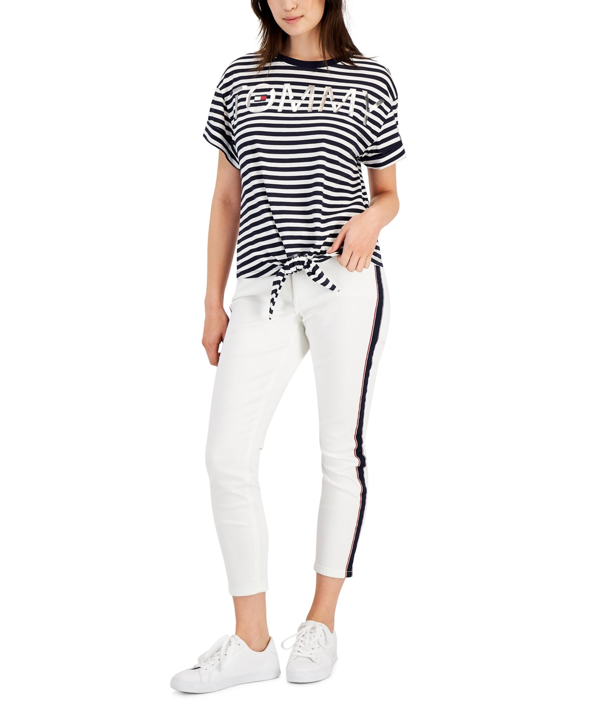 Camiseta Tommy Hilfiger Feminina Listrada com Logo e Amarração Frontal Azul Tamanho Grande