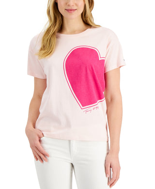 Camiseta Tommy Hilfiger Feminina Gola Redonda com Estampa de Coração Rosa Tamanho Médio