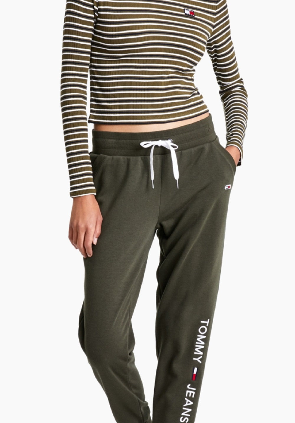 Calça jogger feminina Tommy Jeans com logo linear verde, tamanho grande