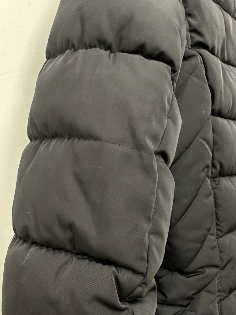 Casaco acolchoado com capuz e acabamento em pele sintética Tommy Hilfiger feminino, preto, tamanho X-S