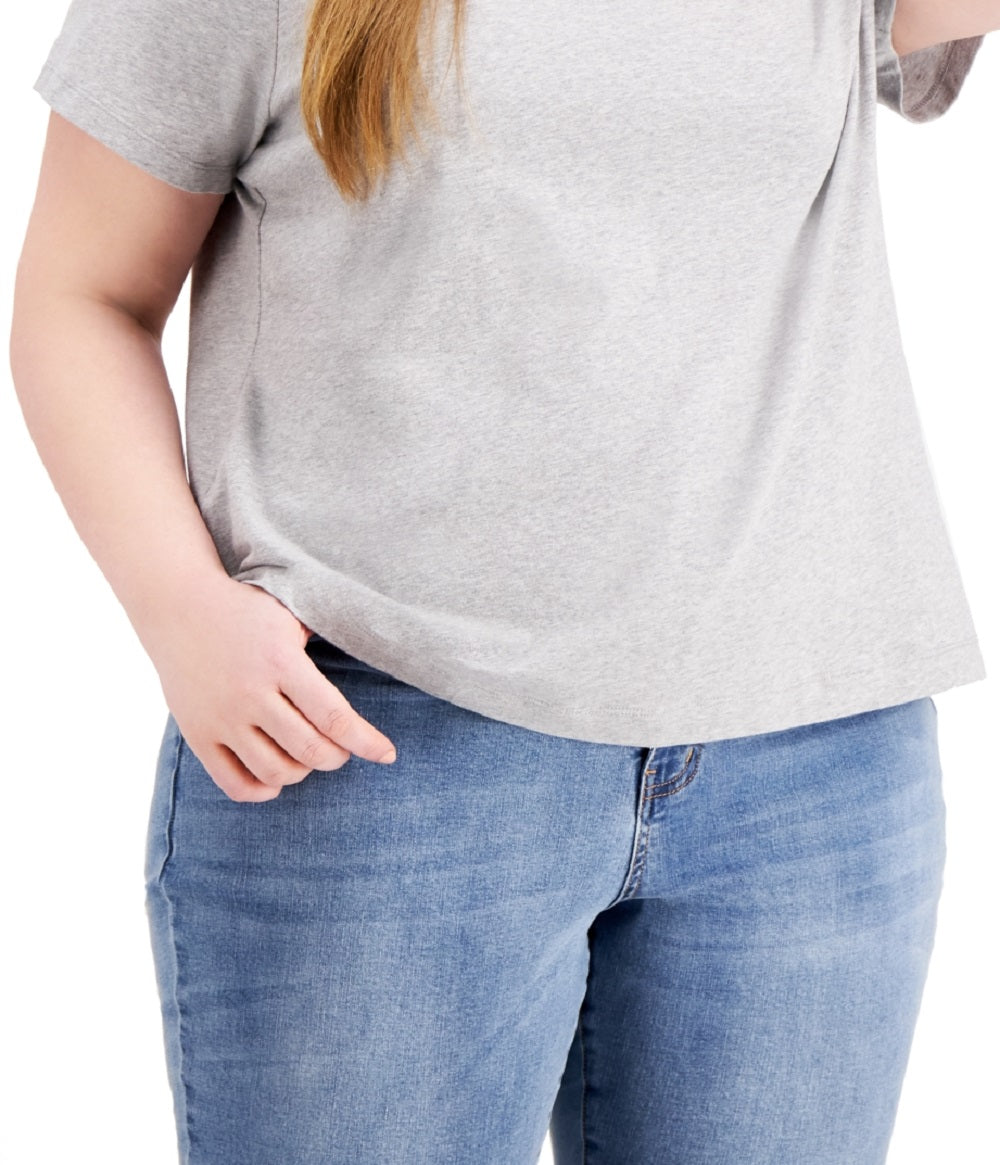 Camiseta Tommy Hilfiger Feminina Patchwork com Bandeira de Coração e Mescla Cinza Tamanho 3X