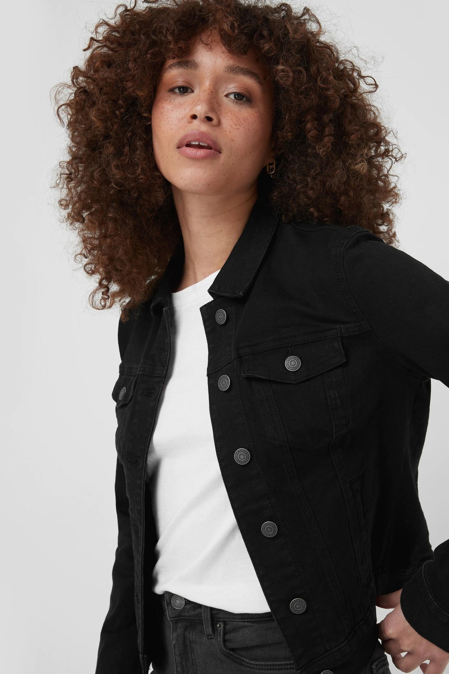 Jaqueta Trucker Sexy Feminina GUESS Preta Tamanho X-S